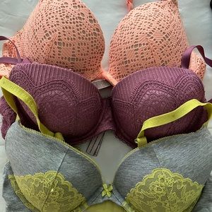 10 Bras in good used condition